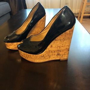 🏆HP🏆 Black Shoe Dazzle Peep Toe Wedges